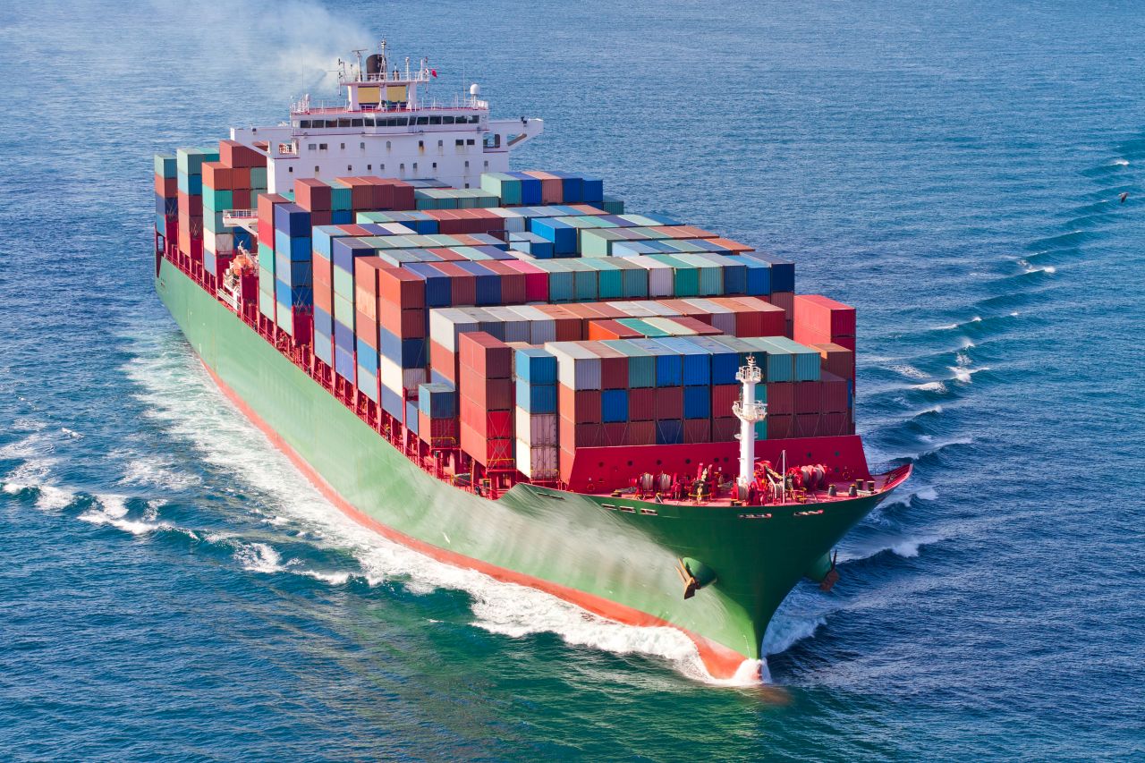 Morski transport kontenerowy – co warto wiedzieć?